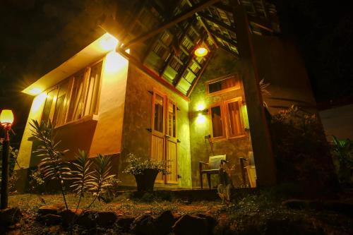 Kotapola Hôtel | Rain Forest Star