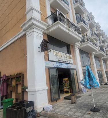 Ha Long Hôtel | Raina Tuan Chau
