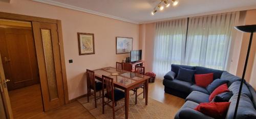 Colunga Appartement | Raitán 1 - Dúplex en Colunga para 4 con piscina compartida - VUT-4300-AS