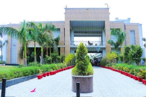 Aonla Hôtel | Raj Garden and Hotel