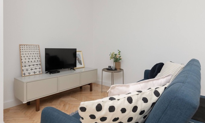 Baluty Appartement | Rajska 13 | Shower, balcony, WI-fi | Łódź
