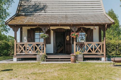 Borne Sulinowo Maison | Rajski Domek nad Jeziorem Radacz