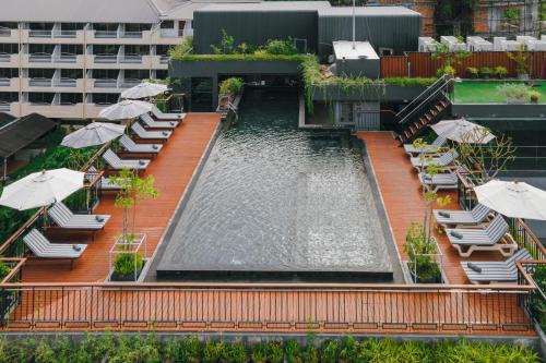 Nanai Road Hôtel | Rak Elegant Hotel Patong