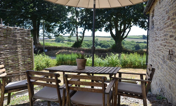 Holsworthy Maison | Raleigh Barn - Détaché Grade II Inscrit dans un cadre rural, deux chambres avec salle de bains
