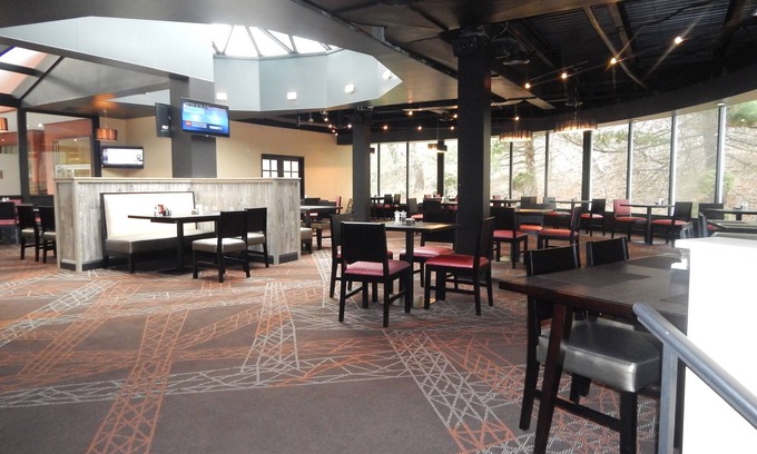Racine Hôtel | Ramada by Wyndham Beaver Falls