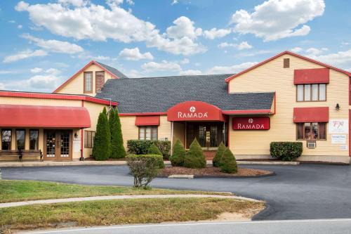 Groton Hôtel | Ramada by Wyndham Groton Mystic