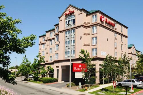 SeaTac Hôtel | Ramada by Wyndham SeaTac Airport