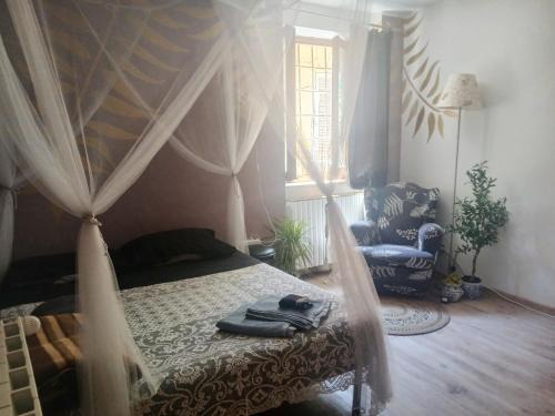 Vernato Appartement | RaMaya casa d'artista 2 THE ROOM