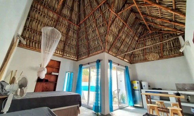 El Paredon Maison | Ranas Bungalow, beautiful private pool "AZURA"