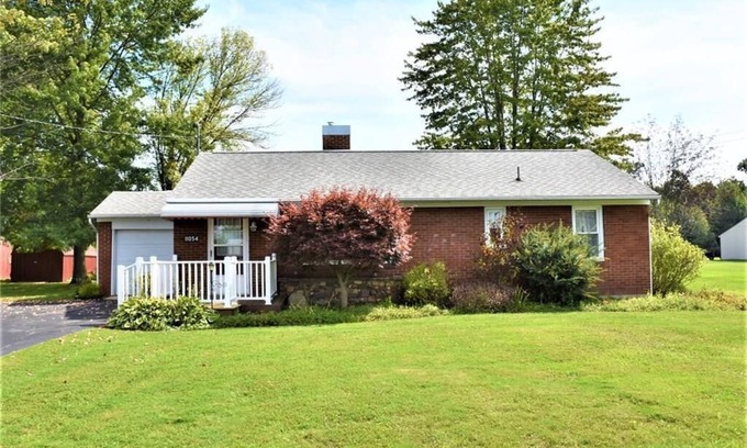 Meadville Maison | Ranch near Conneaut Lake, Pymatuning Lake, and Lake Erie