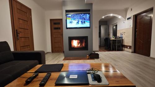 Sanok Maison | Ranczo Bieszczady 2 - Domek z Sauną i Jacuzzi
