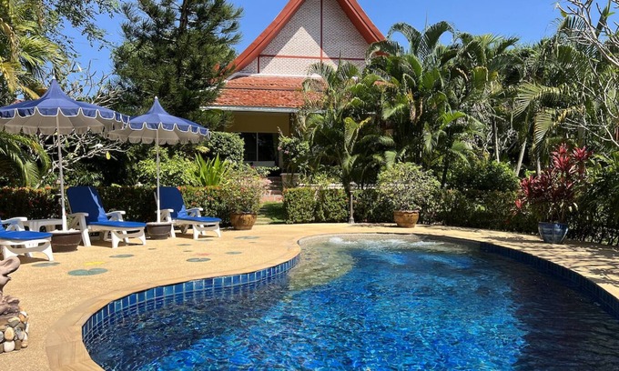 Rawai Villa | RARE ! 3 bed, piscine-jacuzzi,1600m2,jardin tropical,calme. -15% du 14 au 24 oct