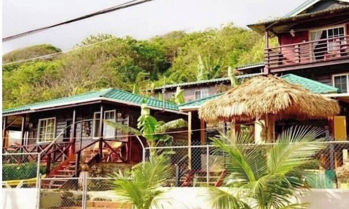 Boston Bay Appartement | Rasta Villa B&B