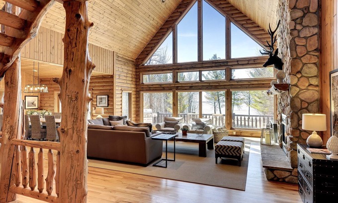 Breezy Point Cabine | ÉVALUÉ UN DES TOP VRBO'S PAR MN MENSUEL MAGAZINE! DESIGNER INTÉRIEUR APPARTENANT