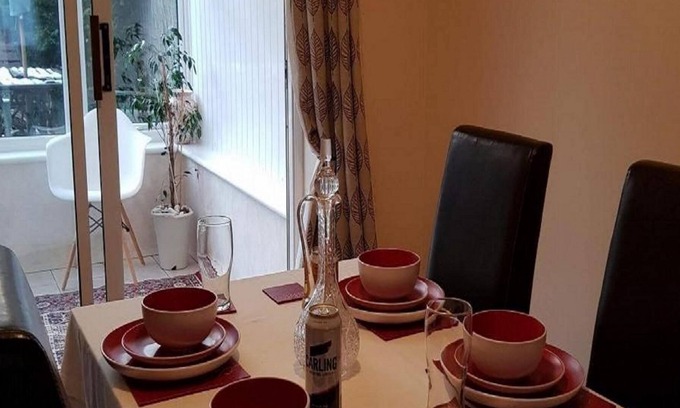 Luton Appartement | Ravenhill House - Huku Kwetu (Luton)