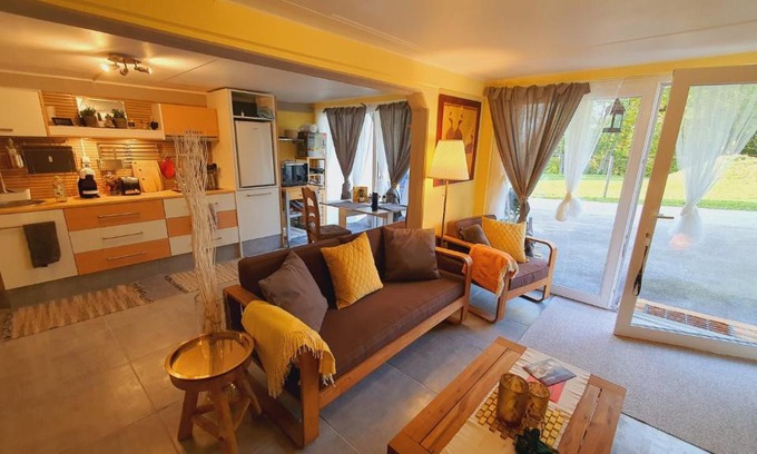 Massonnens Appartement | Ravissant Studio neuf, entièrement equipé, fonctionnel de 40 m2 avec entrée indépendante dans la campagne campagnes