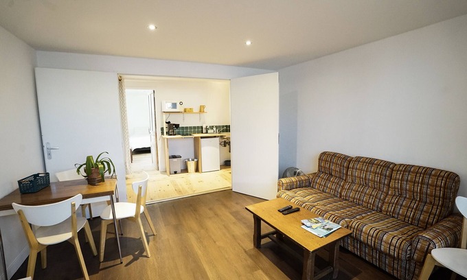 Saint-Jodard Appartement | RDC 1 chambre Saint Jodard. C'est Chouette !