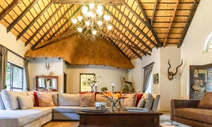 Bela-Bela Cabine | Re a Lora Lodge