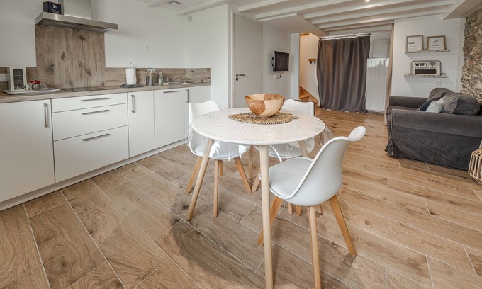 Saint-Philbert-de-Grand-Lieu Maison | Grange Rénovée 3 pers-Le GrandLieu(GîteLe411)