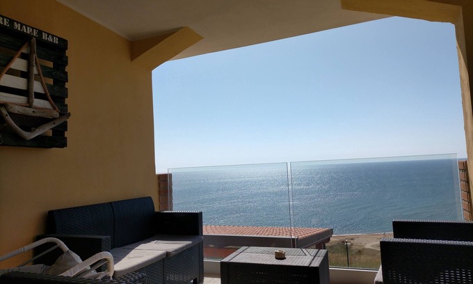 Crotone Lit Et Petit-Déjeuner | Re Mare B&B