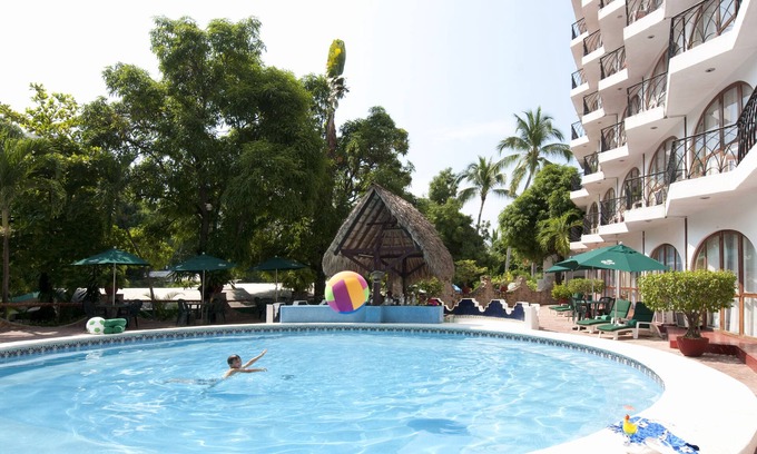 Club Deportivo Station Balnéaire | Real Bananas Hotel All Inclusive
