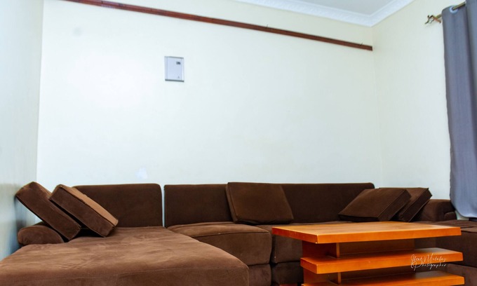 Jinja Appartement | real home 2