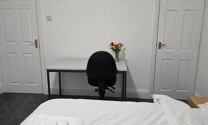 Newark upon Trent Lit Et Petit-Déjeuner | Realwood Homes...Crafting Memorable Stays. Family friendly!