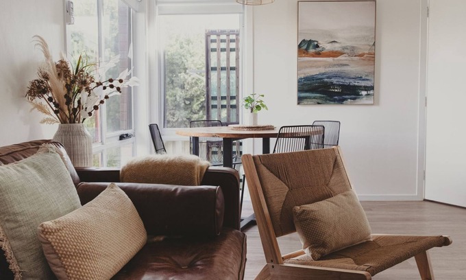 Port Fairy Maison | Reardon Retreat - A stones throw to the beach