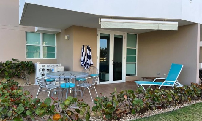 El Combate Appartement | Recently remodeled 2 bed/2bath apartment 5 minutes walking distance to the beach