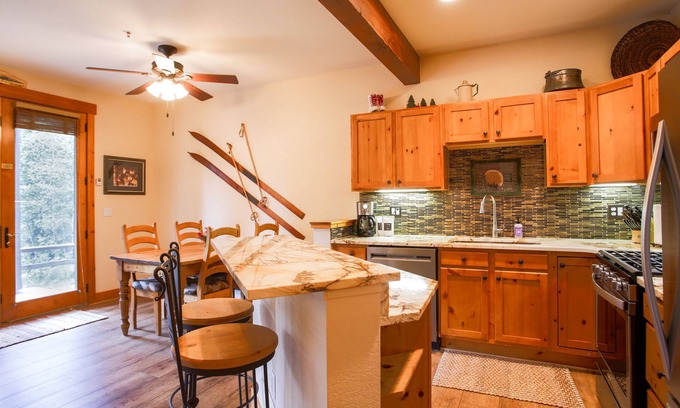 Keystone Copropriété | Cosy 1BR, 1BA, Dans les bois, Sur la navette de la station, à proximité de River Run!