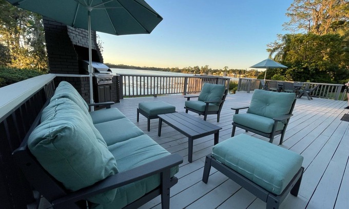 DeLand Maison | Recently Renovated Lakehouse on Lake Talmadge