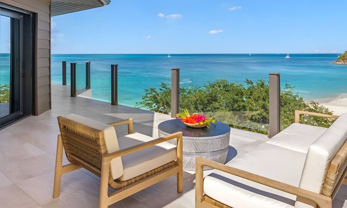 Fryes Beach Maison | Recharge + Reconnect in This Stunning 3 Bedroom with Kitchen Oceanview Sanctuary