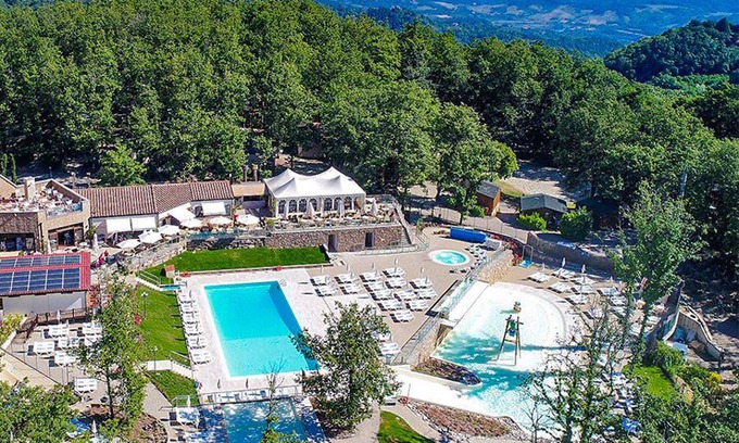 Neri Location De VR | Caravane ∙ 1 chambre ∙ 2 personnes