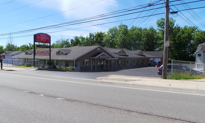 Orchard Park Hôtel | Red Carpet Inn Orchard Park