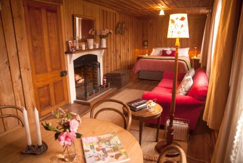 Staveley Maison | Red Cottages Staveley
