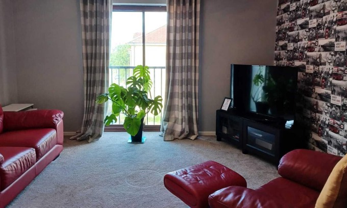 Dunstable Appartement | RED DOOR MALT-Huku Kwetu (Dunstable)