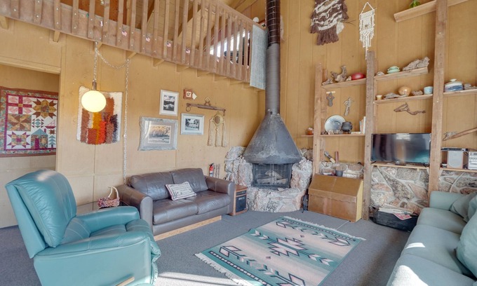 Red Feather Lakes Cabine | Red Feather Lakes Cabin w/ Deck & Views!