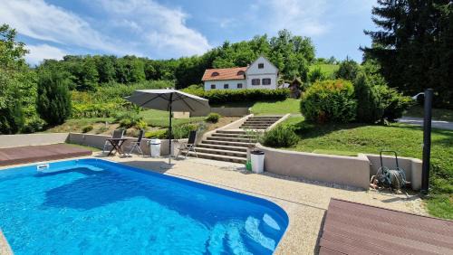 Zalaszentgrot Maison | Red Lion Vendégház