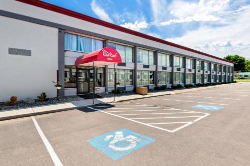Cortland Hôtel | Red Roof Inn Cortland