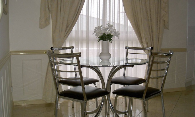 Redcliffe Appartement | REDCLIFFE VILLAS Redcliffe