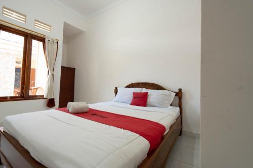 Buleleng Hôtel | RedDoorz near Buleleng Harbour 2