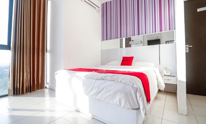 Balikpapan Maison | RedDoorz near Terminal Batu Ampar