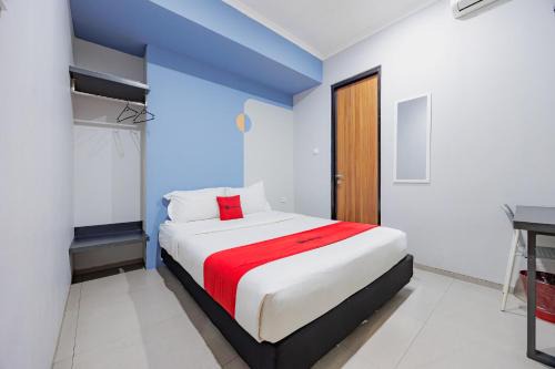 Gandaria-selatan Maison | RedDoorz Plus near Radio Dalam 3