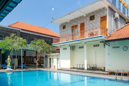 Buleleng Maison | RedDoorz Plus @ Singaraja