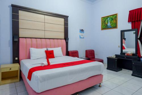 Pekalongan Hôtel | RedDoorz Plus Syariah near Stasiun Pekalongan 2