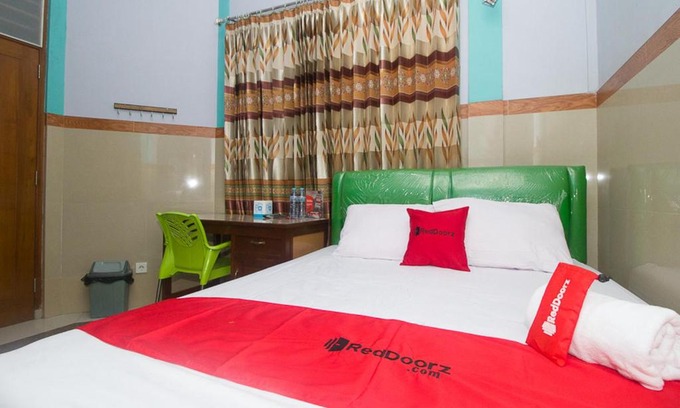 Bojonegoro Maison | RedDoorz Syariah near Alun-Alun Bojonegoro