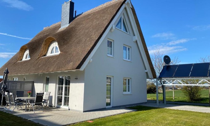 Pepelow Maison | Reetdachhaus Salzhaff