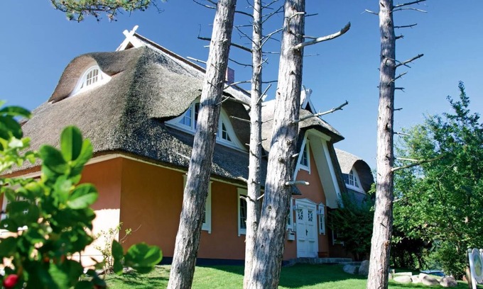 Ostseebad Ahrenshoop Appartement | Reetgedecktes Landhaus