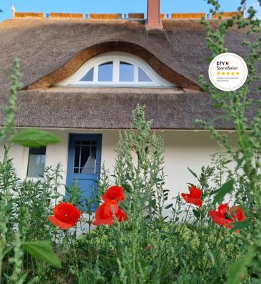 Am Salzhaff Maison | Reetsnacker - Ferienhaus mit Kamin, Sauna und Whirpool für 8 Personen