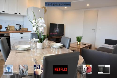 Manom Appartement | Refuge du Château avec terrace